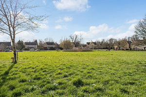 Photo 25- click for photo gallery